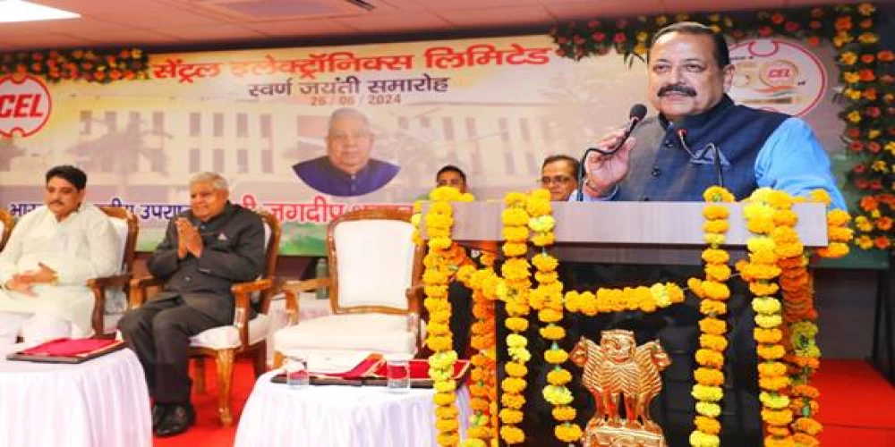 Dr Jitendra Singh announces the grant of Mini RATNA status for CEL Dr Jitendra Singh announces the grant of Mini RATNA status for CEL